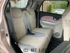 ダイハツ キャスト