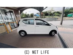 ダイハツ ミライース