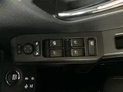 ダイハツ タフト