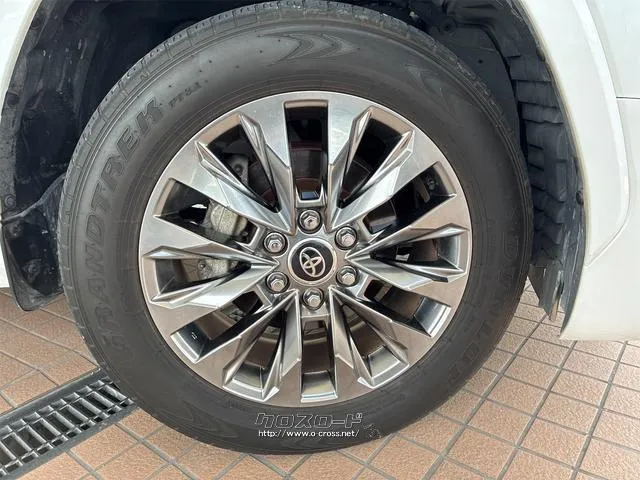 トヨタ ランドクルーザー300
