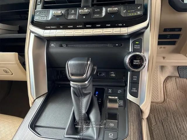 トヨタ ランドクルーザー300