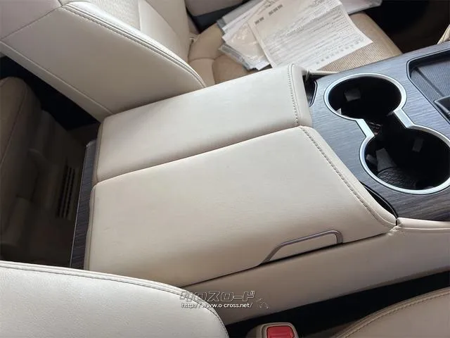 トヨタ ランドクルーザー300