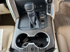 トヨタ ランドクルーザー300