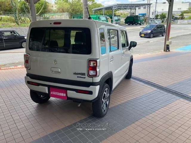 自社に板金工場も構えてますのでお車の傷や凹みに関しましても、弊社の腕の利く職人さんたちが対応いたします!! スズキ ハスラー