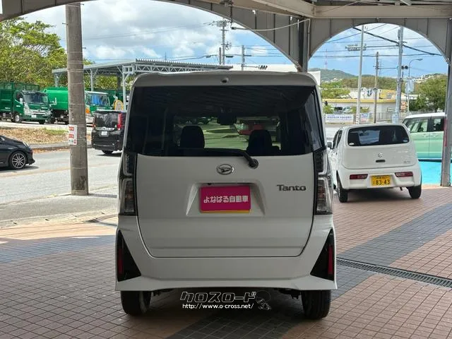 事故車は絶対売りません!!いつも元気ハツラツ社長と陽気な専務を筆頭にクルマに関するサービスは全てお受け致します! ダイハツ タント