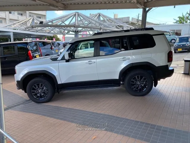 事故車は絶対売りません!!いつも元気ハツラツ社長と陽気な専務を筆頭にクルマに関するサービスは全てお受け致します! トヨタ ランドクルーザー250