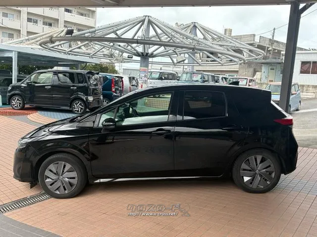 自社に板金工場も構えてますのでお車の傷や凹みに関しましても、弊社の腕の利く職人さんたちが対応いたします!! 日産 ノート