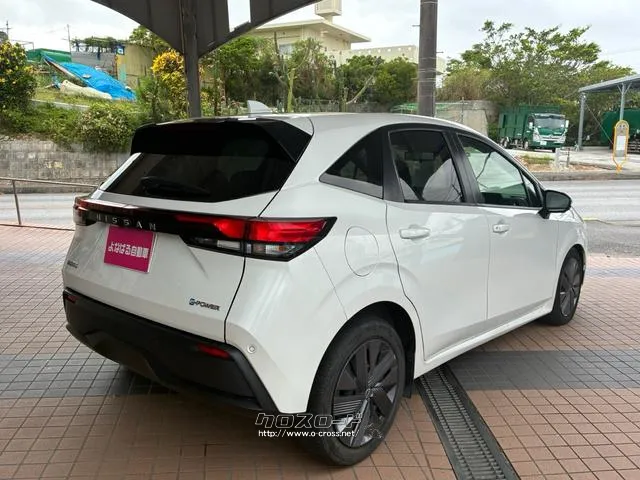 事故車は絶対売りません!!いつも元気ハツラツ社長と陽気な専務を筆頭にクルマに関するサービスは全てお受け致します! 日産 ノート