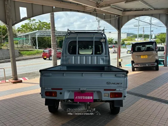 事故車は絶対売りません!!いつも元気ハツラツ社長と陽気な専務を筆頭にクルマに関するサービスは全てお受け致します! ダイハツ ハイゼットトラック