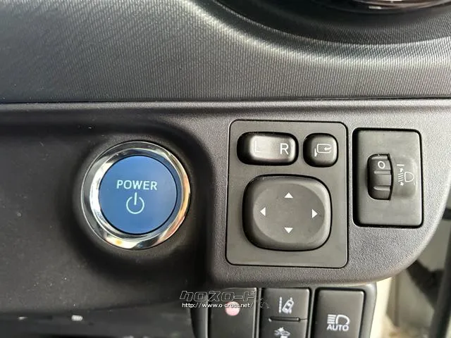 トヨタ アクア