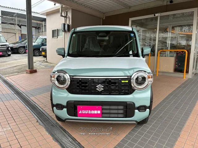 自社に板金工場も構えてますのでお車の傷や凹みに関しましても、弊社の腕の利く職人さんたちが対応いたします!! スズキ ハスラー