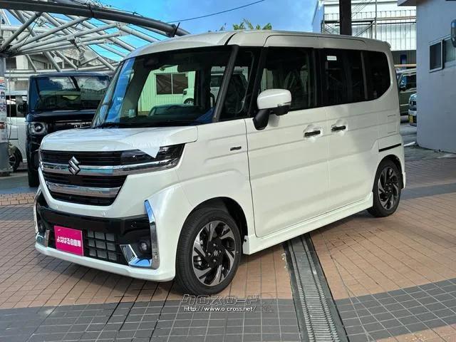 自社に板金工場も構えてますのでお車の傷や凹みに関しましても、弊社の腕の利く職人さんたちが対応いたします!! スズキ スペーシア