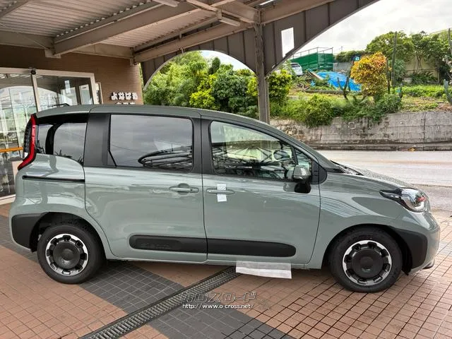 与那原自動車大里店新車、中古車、即納車常時100台以上展示中!運命の一台に出会えるかも♪♪♪ トヨタ シエンタ