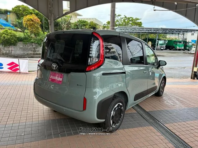 安心してお過ごし頂ける様、コロナ対策の取り組みとして【スタッフのマスク着用・体調管理の徹底】【消毒用アルコールのご用意】【店内の除菌及び定期的な換気】を実施しております。 トヨタ シエンタ