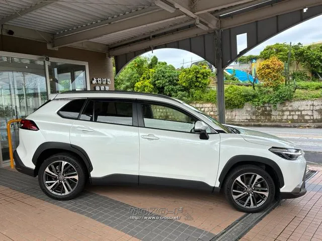 与那原自動車大里店新車、中古車、即納車常時100台以上展示中!運命の一台に出会えるかも♪♪♪ トヨタ カローラクロス