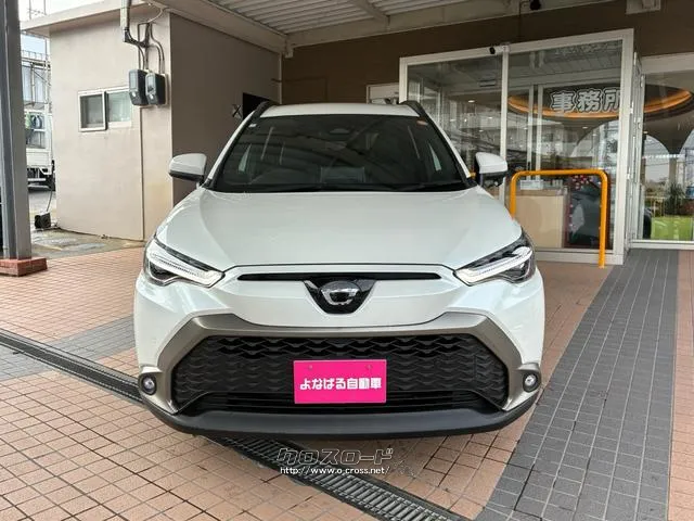 自社に板金工場も構えてますのでお車の傷や凹みに関しましても、弊社の腕の利く職人さんたちが対応いたします!! トヨタ カローラクロス