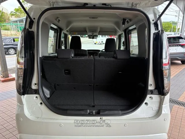 弊社では積載車・レッカー車も完備してますのでお車に万が一のことがおきましてもレスキューで迅速に駆けつけます!! スズキ ソリオ