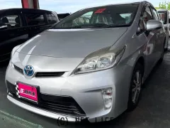 トヨタ プリウス