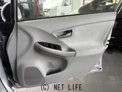 トヨタ プリウス