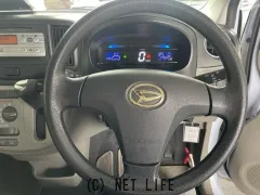 ダイハツ ミライース