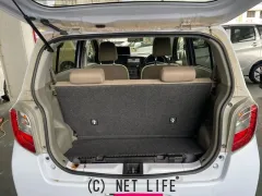 ダイハツ ミライース