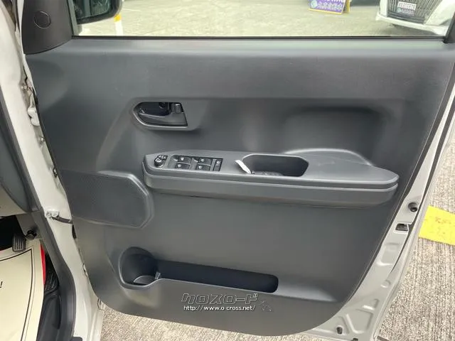 トヨタ ピクシスメガ