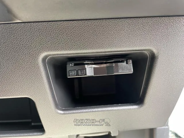 トヨタ ピクシスメガ