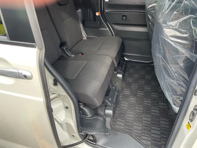 トヨタ ピクシスメガ