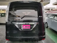 日産 セレナ