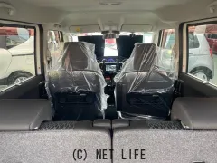 三菱 デリカD：2