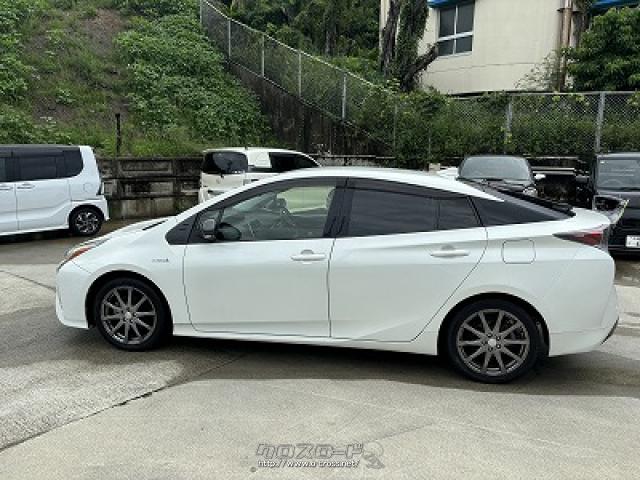 トヨタ プリウス