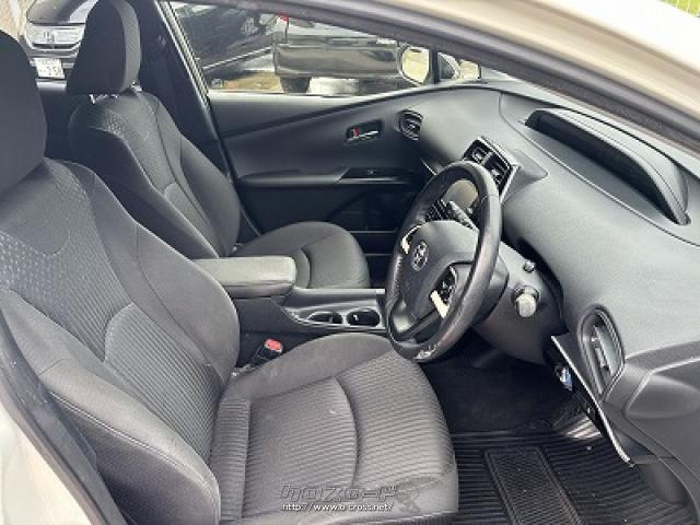 トヨタ プリウス