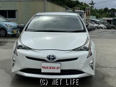 トヨタ プリウス