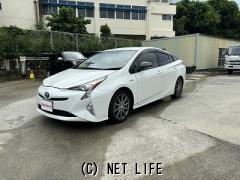 トヨタ プリウス