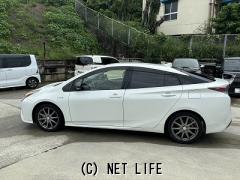 トヨタ プリウス