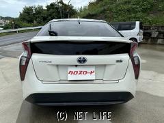 トヨタ プリウス