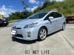 トヨタ プリウス