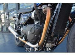 トライアンフ ストリートツイン