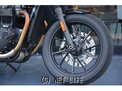 トライアンフ ストリートツイン