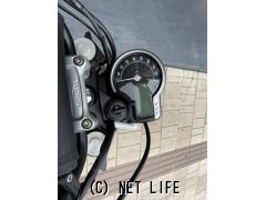 トライアンフ スクランブラー400X