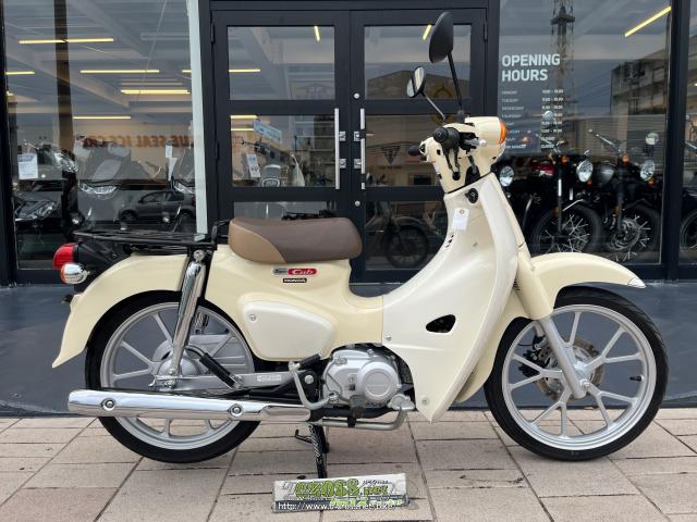 ホンダ スーパーカブ 110・クリーム・110cc・グリット・866km・保証無 