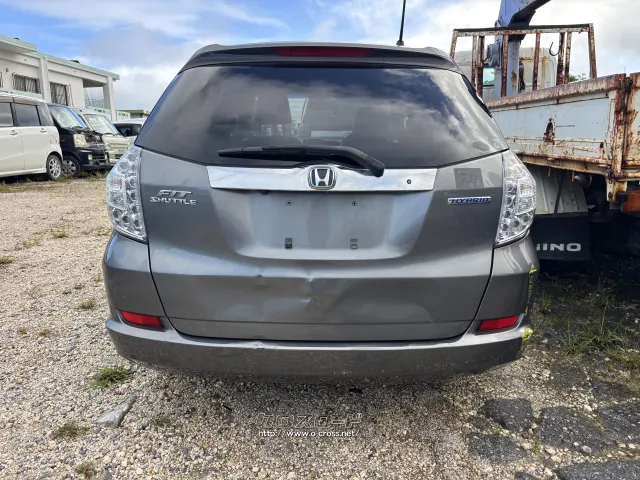 部品取車 フィットシャトル