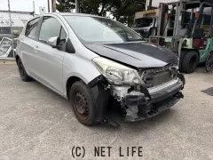 部品取車 ヴィッツ