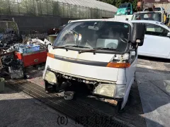 部品取車 ダイナ