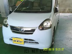 ダイハツ ミライース
