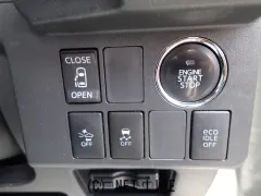 ダイハツ ウェイク