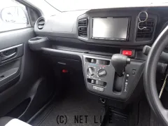 ダイハツ ミライース