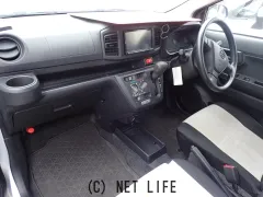 ダイハツ ミライース