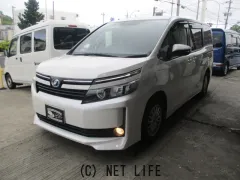 トヨタ ヴォクシー