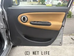 ダイハツ ミラジーノ